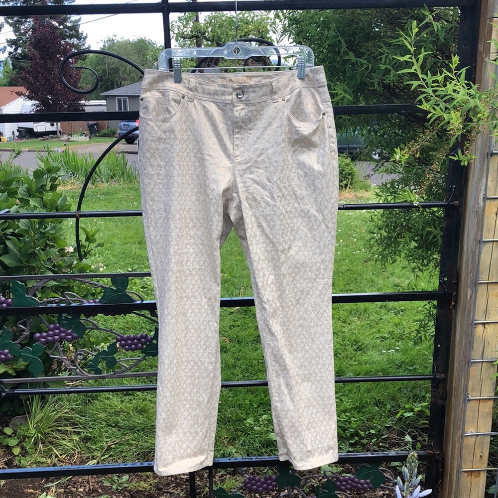 Chico’s Platinum cream and gold jeans style pants size 1/8